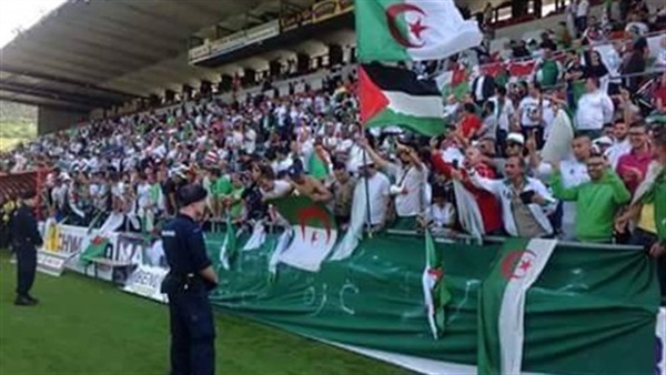 بسبب فلسطين..جمهور الجزائر يهدد لاعبيه بالقتل