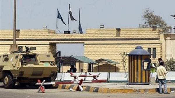 أهالي سجناء «العقرب» ينظمون وقفة احتجاجية امام نقابة الصحفيين أهالي سجناء «العقرب» ينظمون وقفة احتجاجية امام نقابة الصحفيين