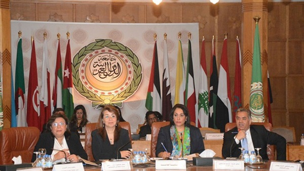 «والي»: المرأة المصرية اثبتت دورها الفعال على مر التاريخ «والي»: المرأة المصرية اثبتت دورها الفعال على مر التاريخ