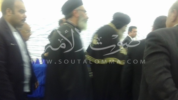 «تواضروس» يبدأ قداس بطرس غالي في الكاتدرائية