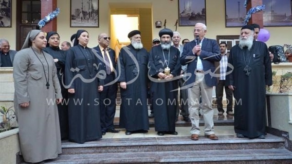 بالصور..محافظ بورسعيد يبحث مع الأنبا تادرس إقامة صرح تعليمي بالصور..محافظ بورسعيد يبحث مع الأنبا تادرس إقامة صرح تعليمي