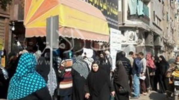 بالفيديو.. أهالى الشرقية للمحافظ: «عايزة مننا إيه يا حكومة؟» بالفيديو.. أهالى الشرقية للمحافظ: «عايزة مننا إيه يا حكومة؟»