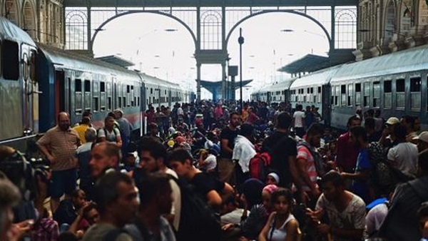 المجر تغلق محطات قطار على حدودها مع كرواتيا 