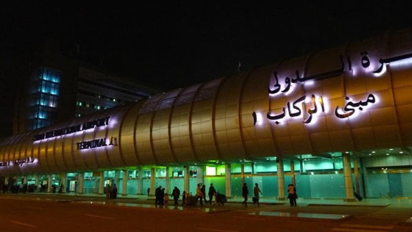 وزير الاقتصاد الأنجولى يغادر إلى شرم الشيخ وزير الاقتصاد الأنجولى يغادر إلى شرم الشيخ