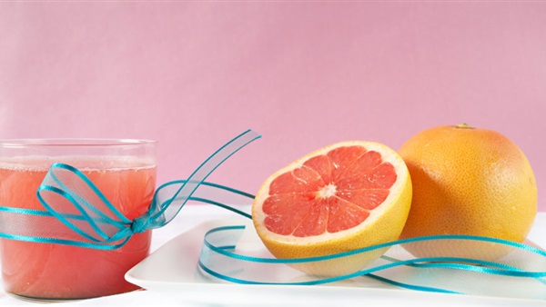 احذري تناول الجريب فروت مع حبوب منع الحمل