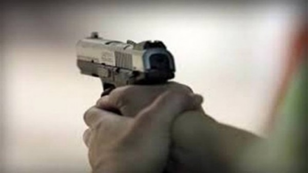 أمين شرطة يطلق النار على جاره بسبب «مياة الغسيل» أمين شرطة يطلق النار على جاره بسبب «مياة الغسيل»