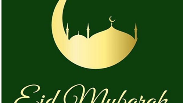 "بنزيمه" يهنئ  الأمة الأسلاميه بحلول عيد الأضحي  