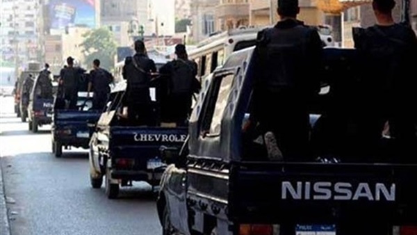 ضبط هاربين من أحكام سجن بمركز الفرافرة