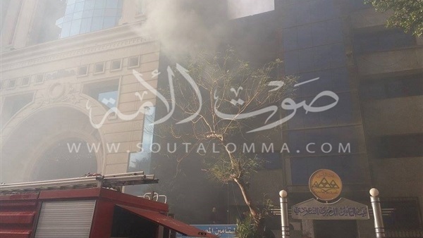 حريق هائل بشارع مصدق بالدقي حريق هائل بشارع مصدق بالدقي
