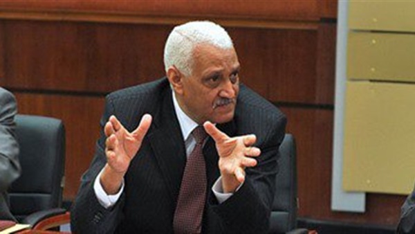 محافظ السويس يتابع أعمال النظافة بـ«حي الأربعين» محافظ السويس يتابع أعمال النظافة بـ«حي الأربعين»