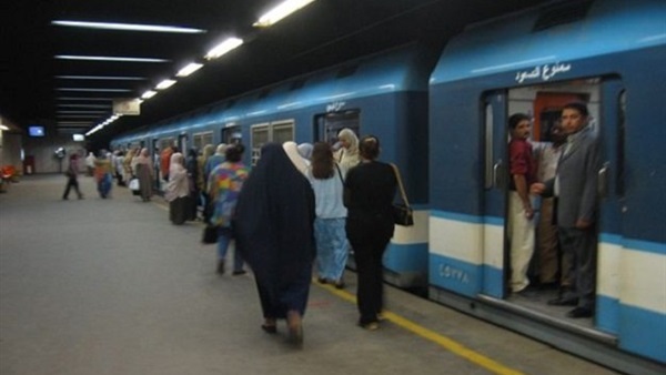 توقف حركة قطار مترو المرج بسبب عطل فنى توقف حركة قطار مترو المرج بسبب عطل فنى