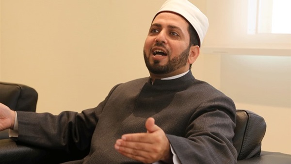 مفتي الإخوان الجديد: لا طلاق إلا بحضور شهود