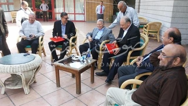 مجلس الأهلي يغيب عن مباراة المصري تنفيذاً لقرار حسن حمدي مجلس الأهلي يغيب عن مباراة المصري تنفيذاً لقرار حسن حمدي