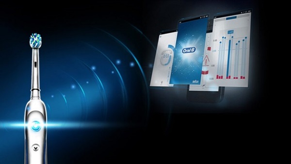 «Oral-B Genius» تكشف عن فرشاة ذكية لتحماية أسنانك «Oral-B Genius» تكشف عن فرشاة ذكية لتحماية أسنانك
