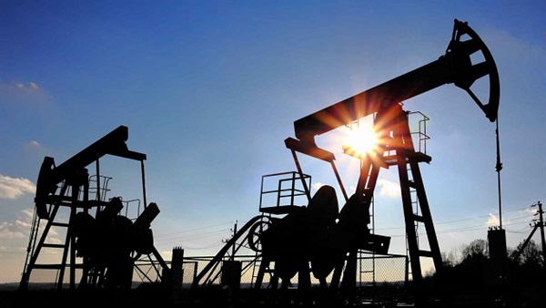 النفط السعودية»: خفض الانتاج لتعزيز الأسعار لن يجدي النفط السعودية»: خفض الانتاج لتعزيز الأسعار لن يجدي