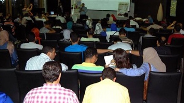 ندوة في مركز إعلام رفح حول الحفاظ على البيئة ندوة في مركز إعلام رفح حول الحفاظ على البيئة