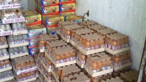 التحفظ على منصع عصائر فاسدة فى بنى مزار بالمنيا التحفظ على منصع عصائر فاسدة فى بنى مزار بالمنيا