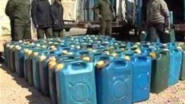 ضبط 400 لتر سولار قبل بيعها بالسواق السوداء بالبحيرة ضبط 400 لتر سولار قبل بيعها بالسواق السوداء بالبحيرة