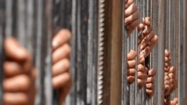 حبس تشكيل عصابي تخصص في سرقة المواطنين بالطالبية حبس تشكيل عصابي تخصص في سرقة المواطنين بالطالبية