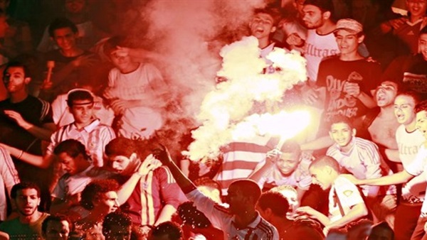 السيطرة على مشاجرة بين جماهير الأهلي والزمالك بالمنيا السيطرة على مشاجرة بين جماهير الأهلي والزمالك بالمنيا