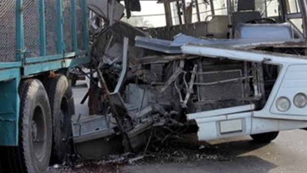 إصابة 9 أشخاص في حادث اصطدام أتوبيس بشبرا الخيمة