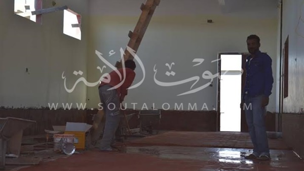 بالصور.. لوحة توزيع جديدة للحد من إنقطاع الكهرباء وسط البحر الأحمر بالصور.. لوحة توزيع جديدة للحد من إنقطاع الكهرباء وسط البحر الأحمر