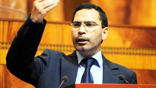 وزير الإعلام المغربي يهاجم التليفزيون الرسمي