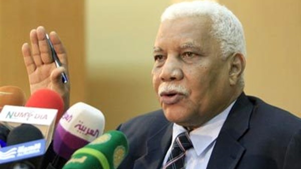 وزير الإعلام السوداني: دعوات التشاور مع المعارضة غير واضحة وزير الإعلام السوداني: دعوات التشاور مع المعارضة غير واضحة