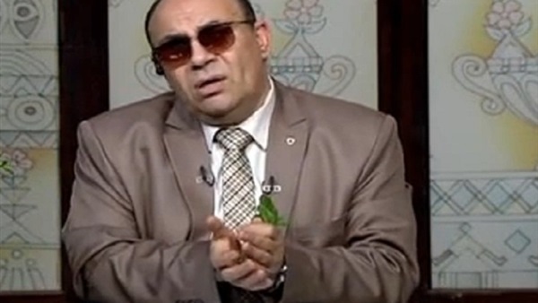 بالفيديو.. مبروك عطية يغنى على الهواء: «يابلاش ياولا» بالفيديو.. مبروك عطية يغنى على الهواء: «يابلاش ياولا»