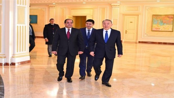 السيسي يقوم بجولة في قصر الرئاسة الكازاخستانى السيسي يقوم بجولة في قصر الرئاسة الكازاخستانى