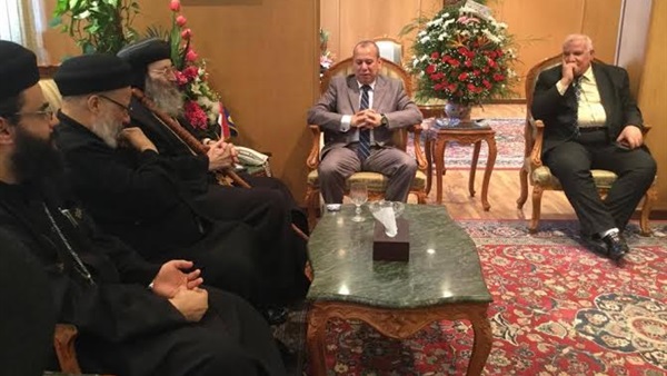 بالصور.. محافظ دمياط يستقبل وفد كنيسى للتهنئة بعيد الأضحى المبارك بالصور.. محافظ دمياط يستقبل وفد كنيسى للتهنئة بعيد الأضحى المبارك