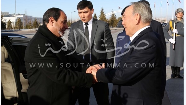 «السيسي» يلتقي رئيس وزراء كازاخستان