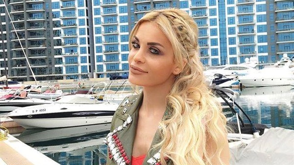 دومينيك حوراني تقضي إجازتها على شواطئ لبنان دومينيك حوراني تقضي إجازتها على شواطئ لبنان