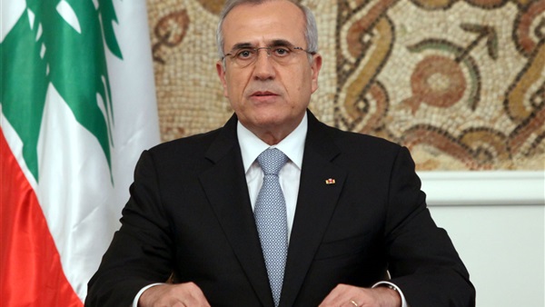 ميشال سليمان يستبعد استقالة الحكومة اللبنانية