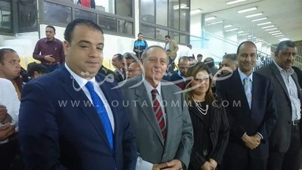 محافظ الفيوم يشهد مباراة المقاصة والدفاع الإثيوبي محافظ الفيوم يشهد مباراة المقاصة والدفاع الإثيوبي