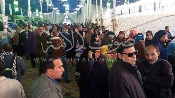 بالصور.. إقبال كثيف للمواطنين علي حملة فيروس «سي» بكفر الشيخ بالصور.. إقبال كثيف للمواطنين علي حملة فيروس «سي» بكفر الشيخ