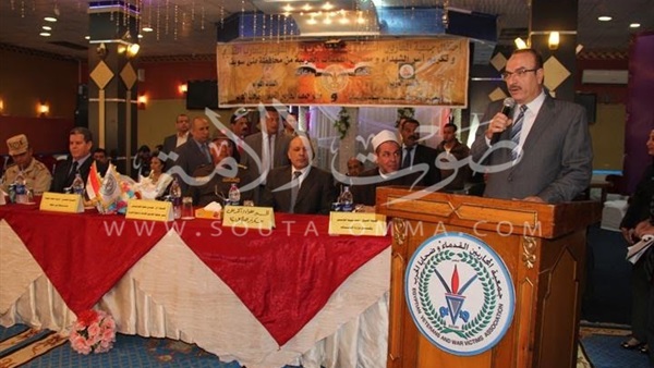 بالصور.. تكريم أسر الشهداء ومصابى العمليات الحربية ببني سويف بالصور.. تكريم أسر الشهداء ومصابى العمليات الحربية ببني سويف