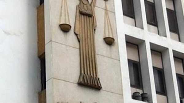 استئناف السويس تؤجل محاكمة 37 بـ«النصر للبترول» لـ27 مارس استئناف السويس تؤجل محاكمة 37 بـ«النصر للبترول» لـ27 مارس