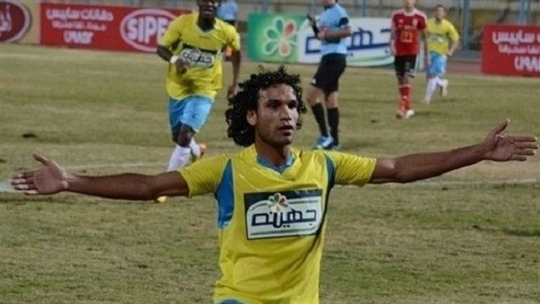 مصدر: «السعيد» يوقع للزمالك بعد مكالمة «الرئيس» مصدر: «السعيد» يوقع للزمالك بعد مكالمة «الرئيس»