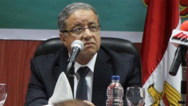 رئيس الضرائب يطالب العاملين ببذل الجهد لإنجاح موسم الإقرارات رئيس الضرائب يطالب العاملين ببذل الجهد لإنجاح موسم الإقرارات
