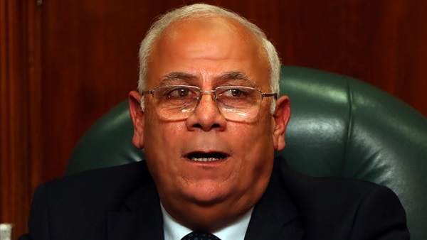 محافظ بورسعيد يمنح متضررى زرزارة 3 أيام لاستكمال أوراقهم محافظ بورسعيد يمنح متضررى زرزارة 3 أيام لاستكمال أوراقهم