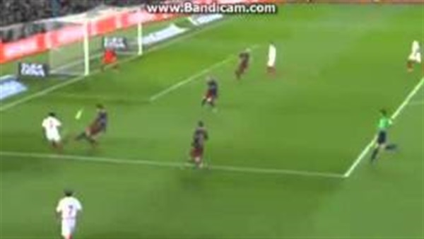 بالفيديو.. إشبيلية يسجل الهدف الأول في شباك برشلونة