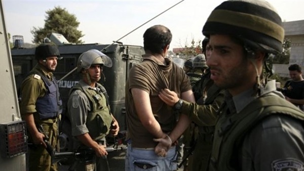 إصابات واعتقالات في صفوف الفلسطينيين بالضفة والقدس إصابات واعتقالات في صفوف الفلسطينيين بالضفة والقدس