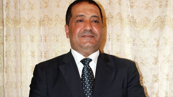 نائب عن ضرب عكاشة بالحذاء: «ميصحش كده» نائب عن ضرب عكاشة بالحذاء: «ميصحش كده»