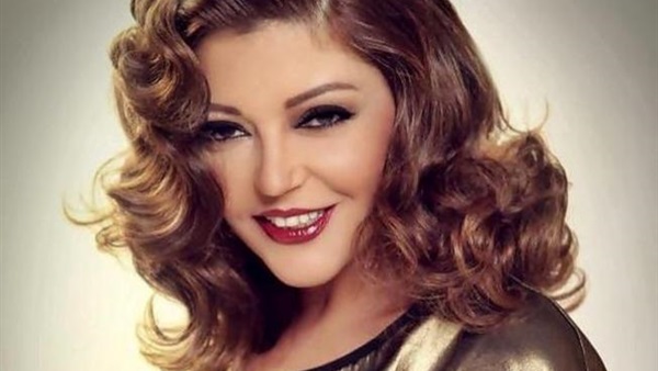 سميرة سعيد تستعد لحفلها بأوبرا جامعة مصر.. 4 مارس