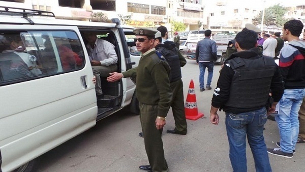 ضبط سائقين يتعاطون المخدرات أثناء القيادة بالبحيرة ضبط سائقين يتعاطون المخدرات أثناء القيادة بالبحيرة