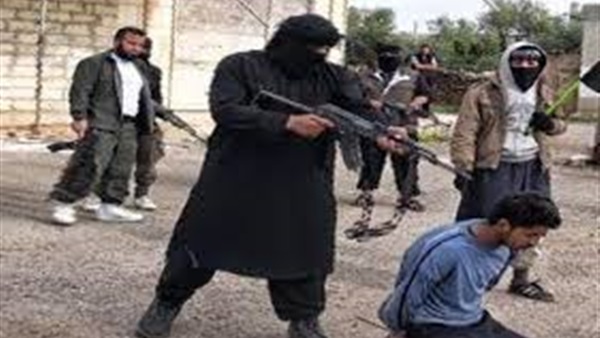 داعش يعدم 70 شخصا من عشيرة سنية في العراق داعش يعدم 70 شخصا من عشيرة سنية في العراق