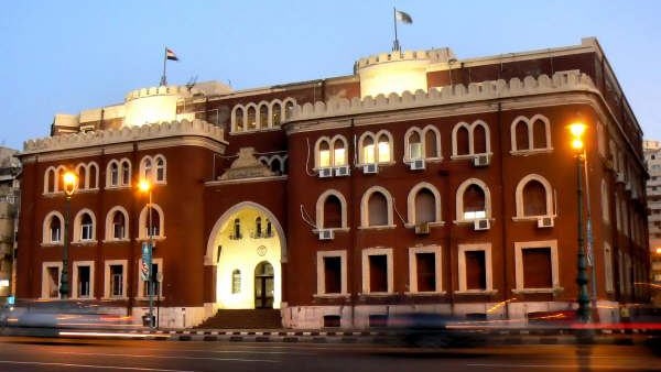 مجلس جامعة الإسكندرية يستعرض تطوير فرع الجامعة بتشاد مجلس جامعة الإسكندرية يستعرض تطوير فرع الجامعة بتشاد