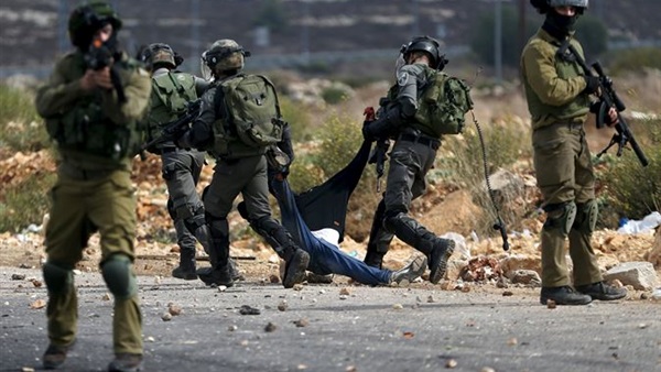 قوات الاحتلال تعتقل 15 فلسطينيا فى الضفة الغربية