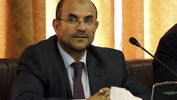 انخفاض الإيرادات العامة في اليمن